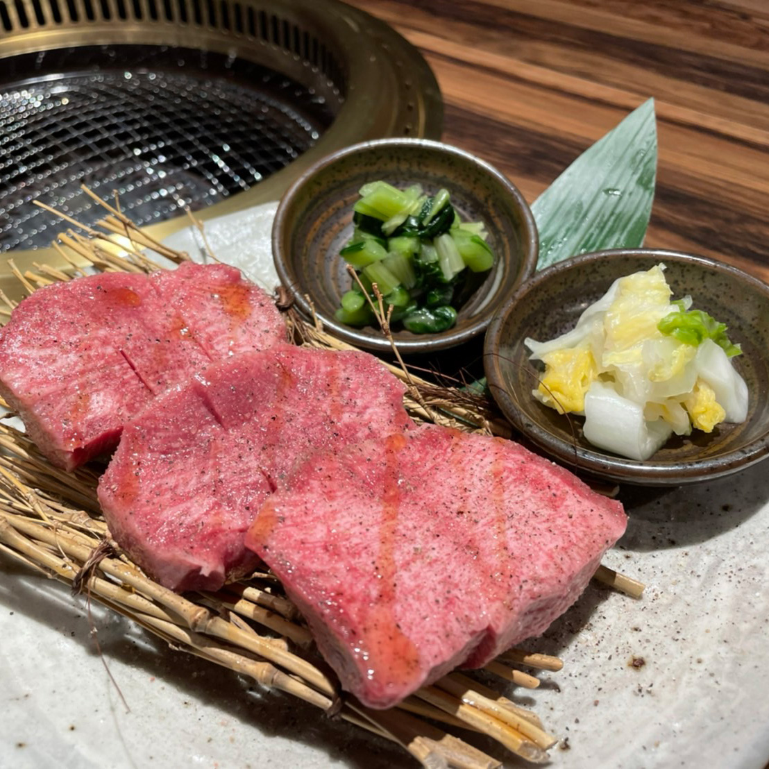 10センチ厚切り塩タン